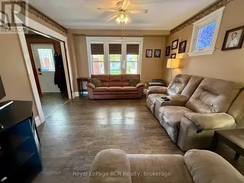 605 7th Avenue Hanover ON N4N 2J9