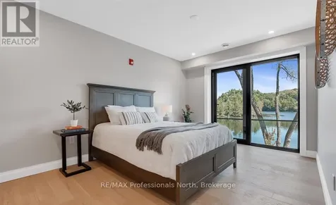 32 Brunel Road Huntsville ON P1H 1P5