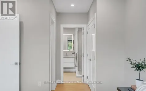 32 Brunel Road Huntsville ON P1H 1P5