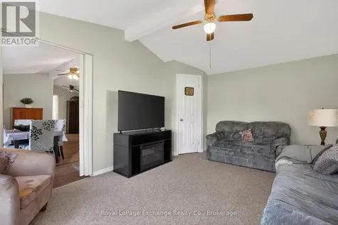 404 Browns Lane Huron-kinloss ON N2Z 2X3