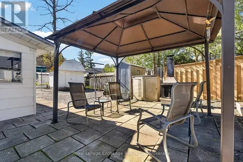 404 Browns Lane Huron-kinloss ON N2Z 2X3