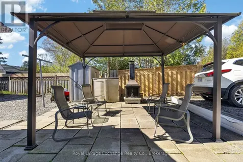 404 Browns Lane Huron-kinloss ON N2Z 2X3
