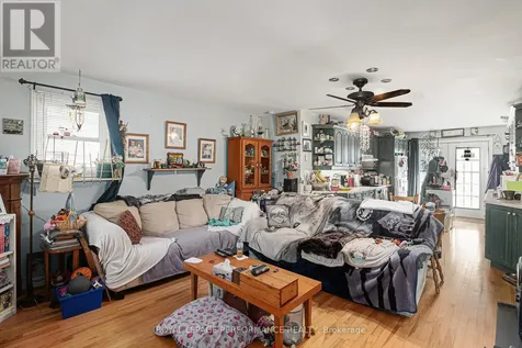 656 St Felix Street Cornwall ON K6H 5B6