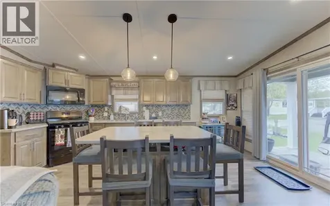 580 Beaver Creek Road Waterloo ON N2J 3Z4