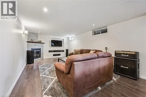 204 Irvine Street Elora ON N0B 1S0