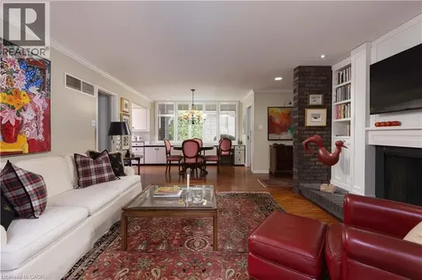 1168 Carey Road Oakville ON L6J 2E4
