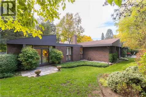 1168 Carey Road Oakville ON L6J 2E4