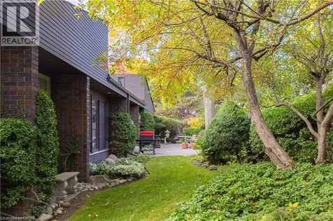 1168 Carey Road Oakville ON L6J 2E4
