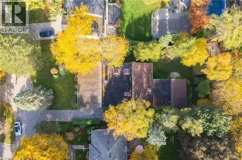 1168 Carey Road Oakville ON L6J 2E4