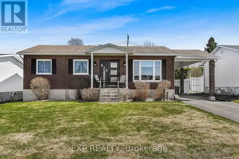 905 Ghislain Street Hawkesbury ON K6A 3A8