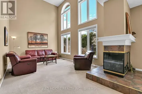 6192 Ravine Way Ottawa ON K1C 2W4