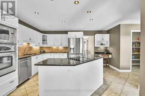 6192 Ravine Way Ottawa ON K1C 2W4