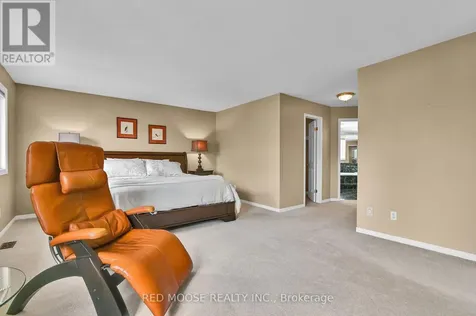 6192 Ravine Way Ottawa ON K1C 2W4