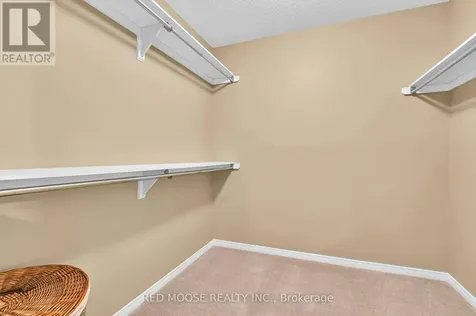 6192 Ravine Way Ottawa ON K1C 2W4