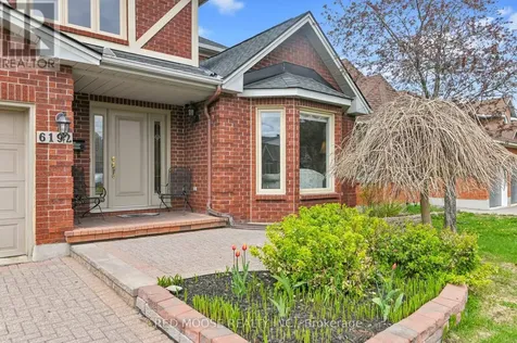 6192 Ravine Way Ottawa ON K1C 2W4