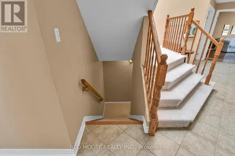 6192 Ravine Way Ottawa ON K1C 2W4