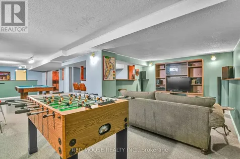 6192 Ravine Way Ottawa ON K1C 2W4