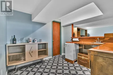 6192 Ravine Way Ottawa ON K1C 2W4