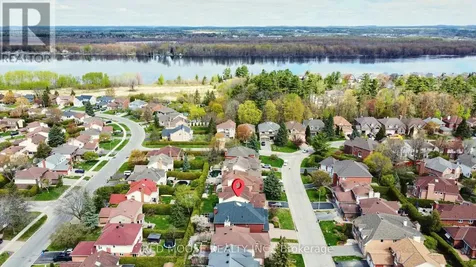 6192 Ravine Way Ottawa ON K1C 2W4