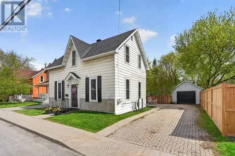33 Rochester Street Carleton Place ON K7C 2P9