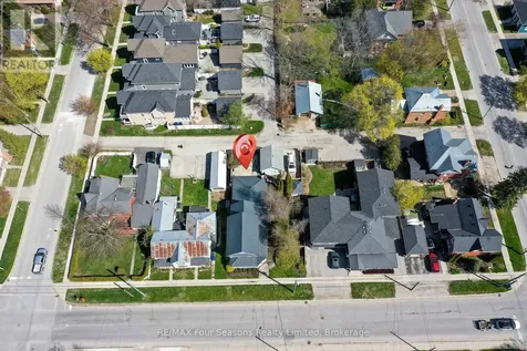 77 Fourth Street West Collingwood ON L9Y 1R5
