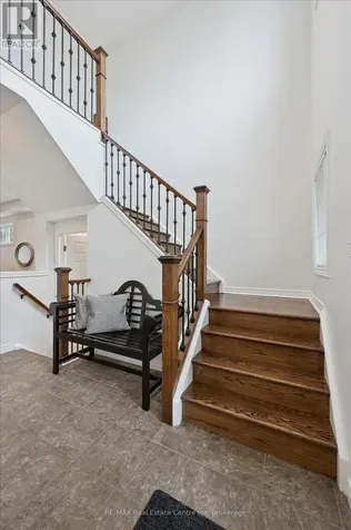 7 Hardy Street Guelph (st. George's) ON N1E 5G4