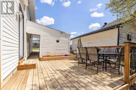 712 9th Avenue East Owen Sound ON N4K 3E5