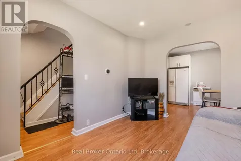 712 9th Avenue East Owen Sound ON N4K 3E5