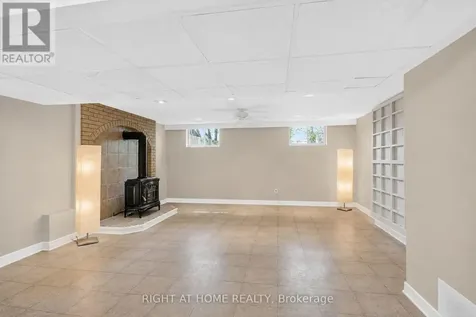 20 Palsen Street Ottawa ON K2G 2W1