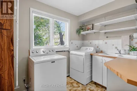 20 Palsen Street Ottawa ON K2G 2W1