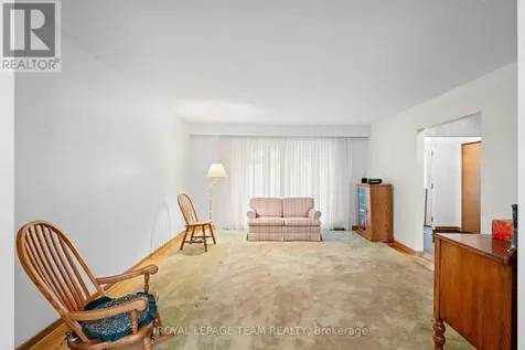 7 Centrepark Drive Ottawa ON K1B 3C2