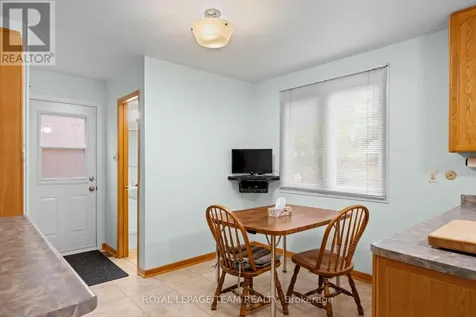 7 Centrepark Drive Ottawa ON K1B 3C2