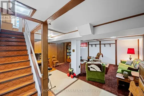 7 Centrepark Drive Ottawa ON K1B 3C2