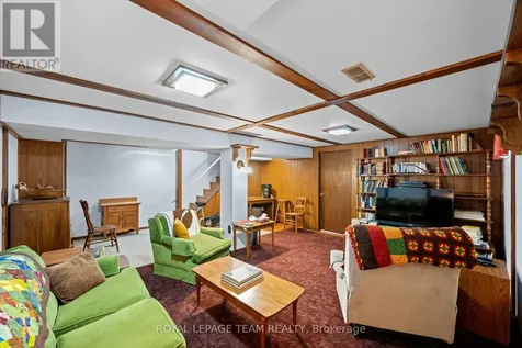 7 Centrepark Drive Ottawa ON K1B 3C2