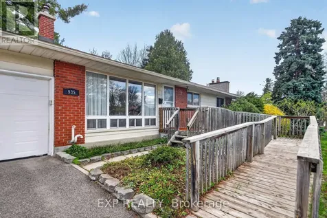 935 Pleasant Park Road Ottawa ON K1G 1Z6