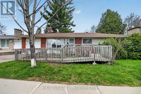 935 Pleasant Park Road Ottawa ON K1G 1Z6
