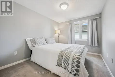 941 Gordon Street Guelph (kortright West) ON N1G 4R9