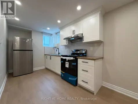 1489 Hawktail Path Pickering ON L0H 1J0