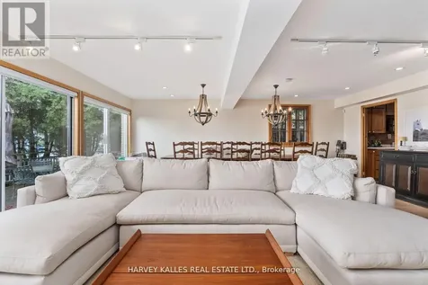 22 Gooch Park Drive Innisfil ON L9S 2S6