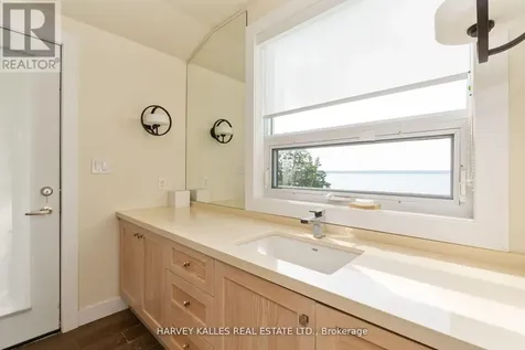22 Gooch Park Drive Innisfil ON L9S 2S6