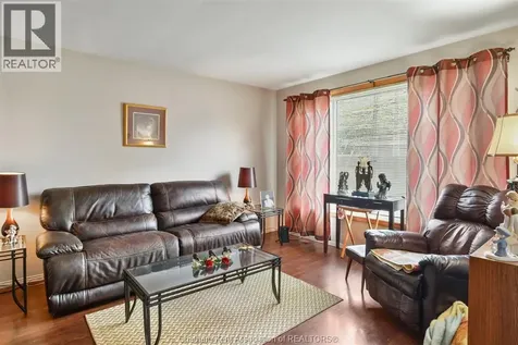 49 William Street South Blenheim ON N0P 1A0