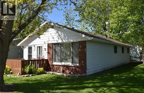 49 William Street South Blenheim ON N0P 1A0