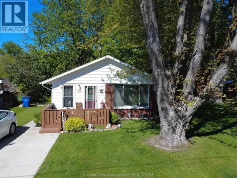 49 William Street South Blenheim ON N0P 1A0
