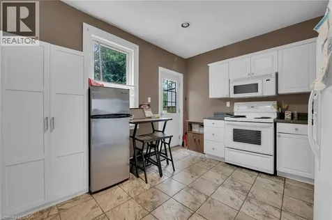 738 King Street West Hamilton ON L8S 1J8