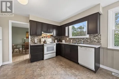 112 Park Avenue St. Thomas ON N5R 4W1