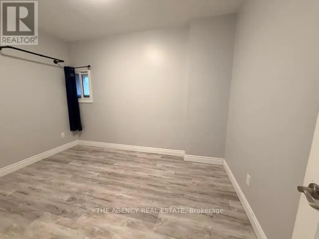 284 Talbot Street St. Thomas ON N5P 1B4