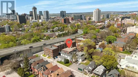 17 Webber Avenue Hamilton (stinson) ON L8N 1W4