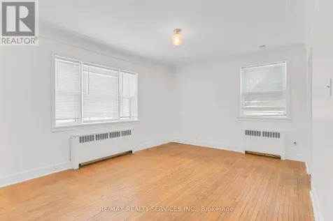 17 Webber Avenue Hamilton (Stinson) ON L8N 1W4
