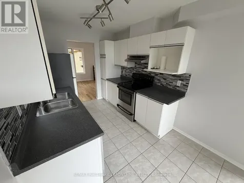 1523 Duplante Avenue Ottawa ON K4A 3Y8