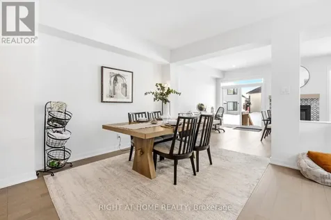 674 Honeydew Street Ottawa ON K1X 0K5